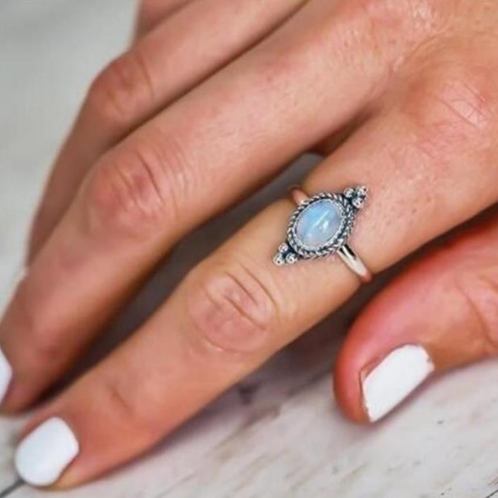 NEW 925 sterling silver moonstone ring - Picture 3 of 3